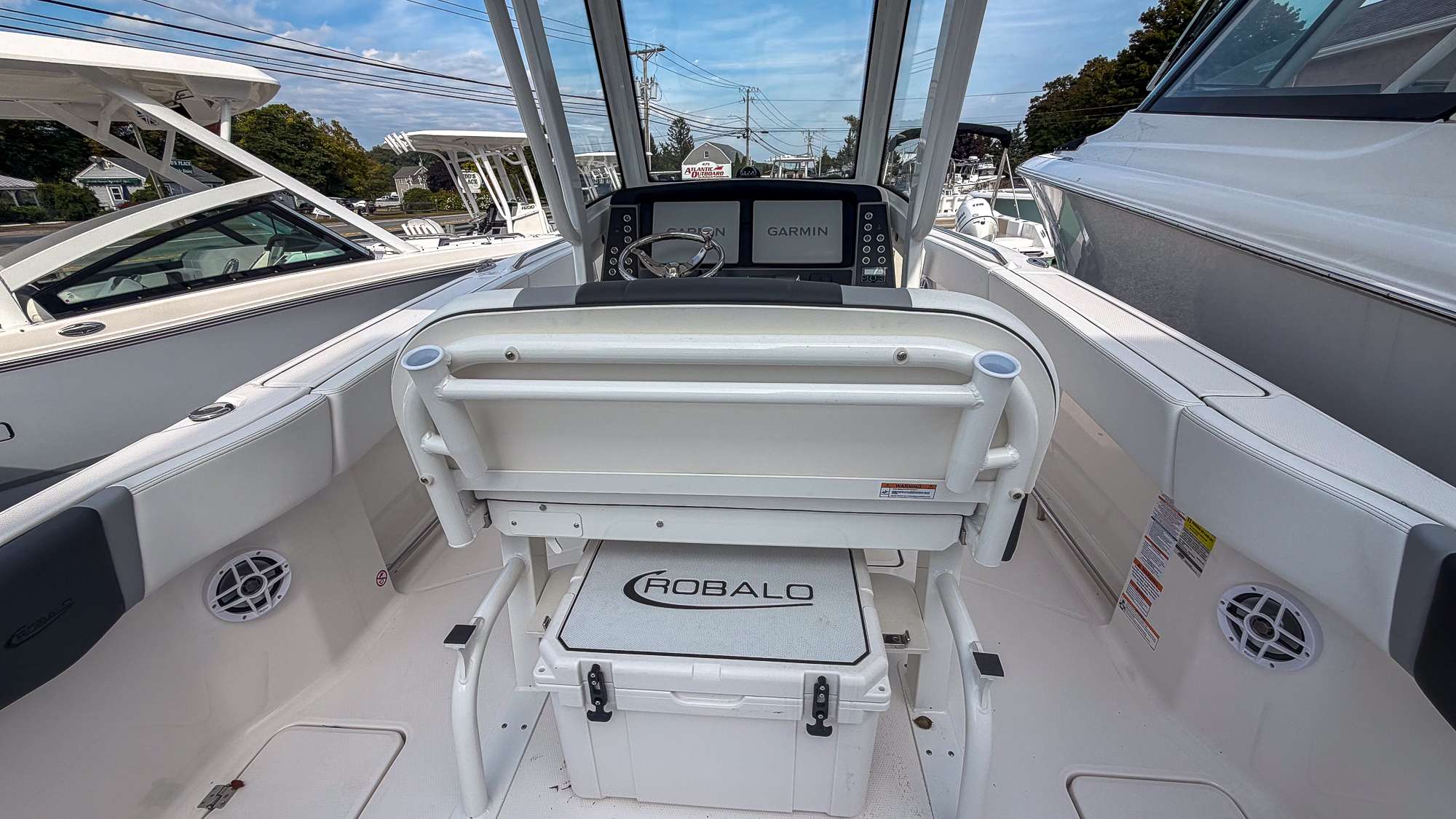 2026 Robalo R250 - Image 3